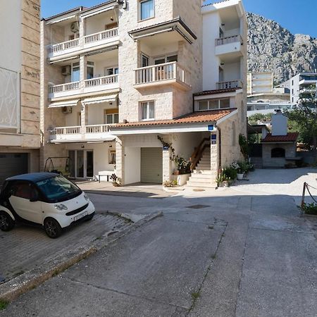 Apartment Duce 5973B Omiš Eksteriør bilde