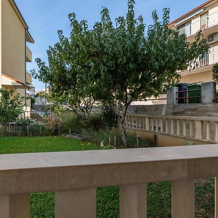 Apartment Duce 5973B Omiš Eksteriør bilde