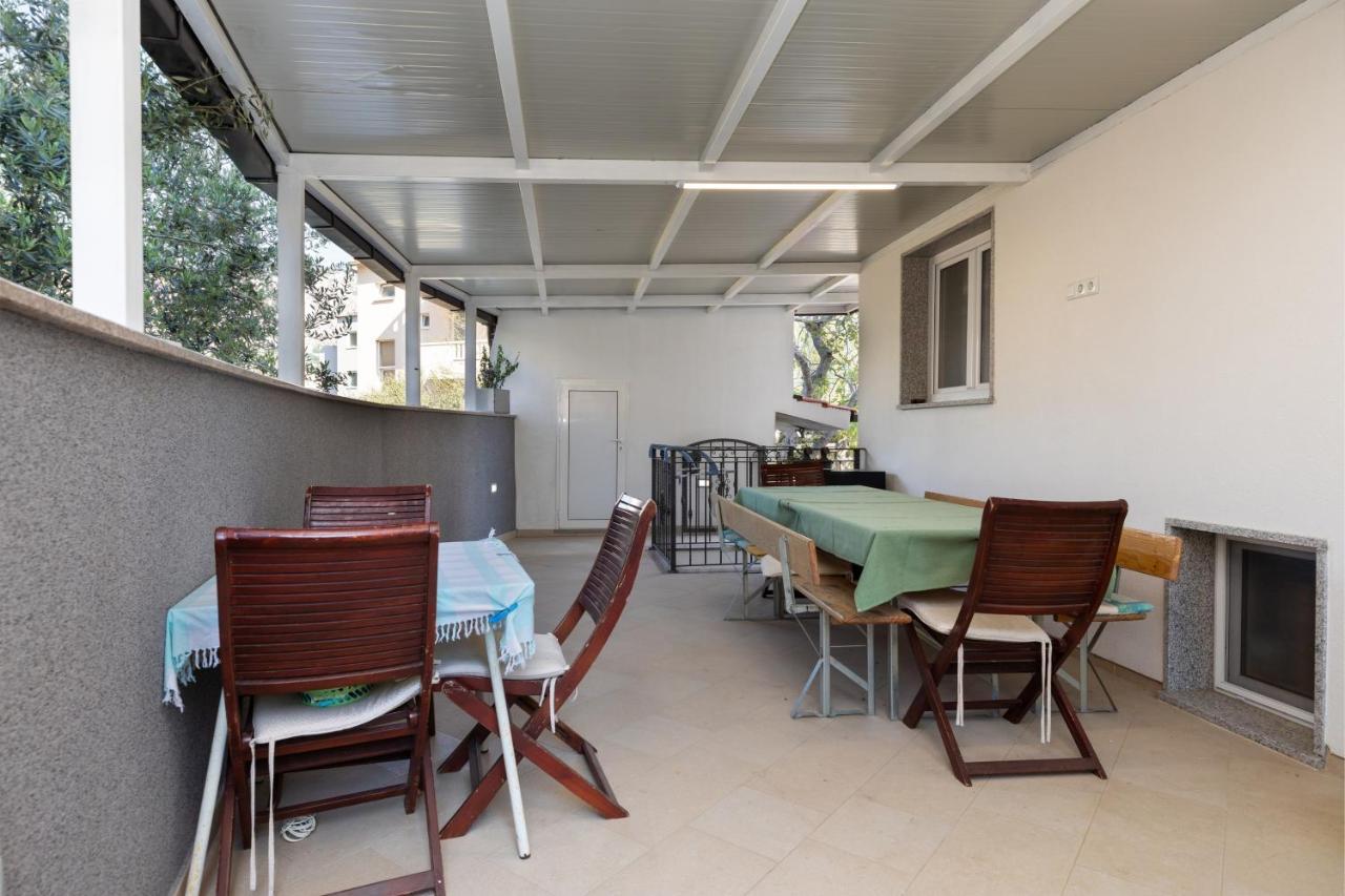 Apartment Duce 5973B Omiš Eksteriør bilde