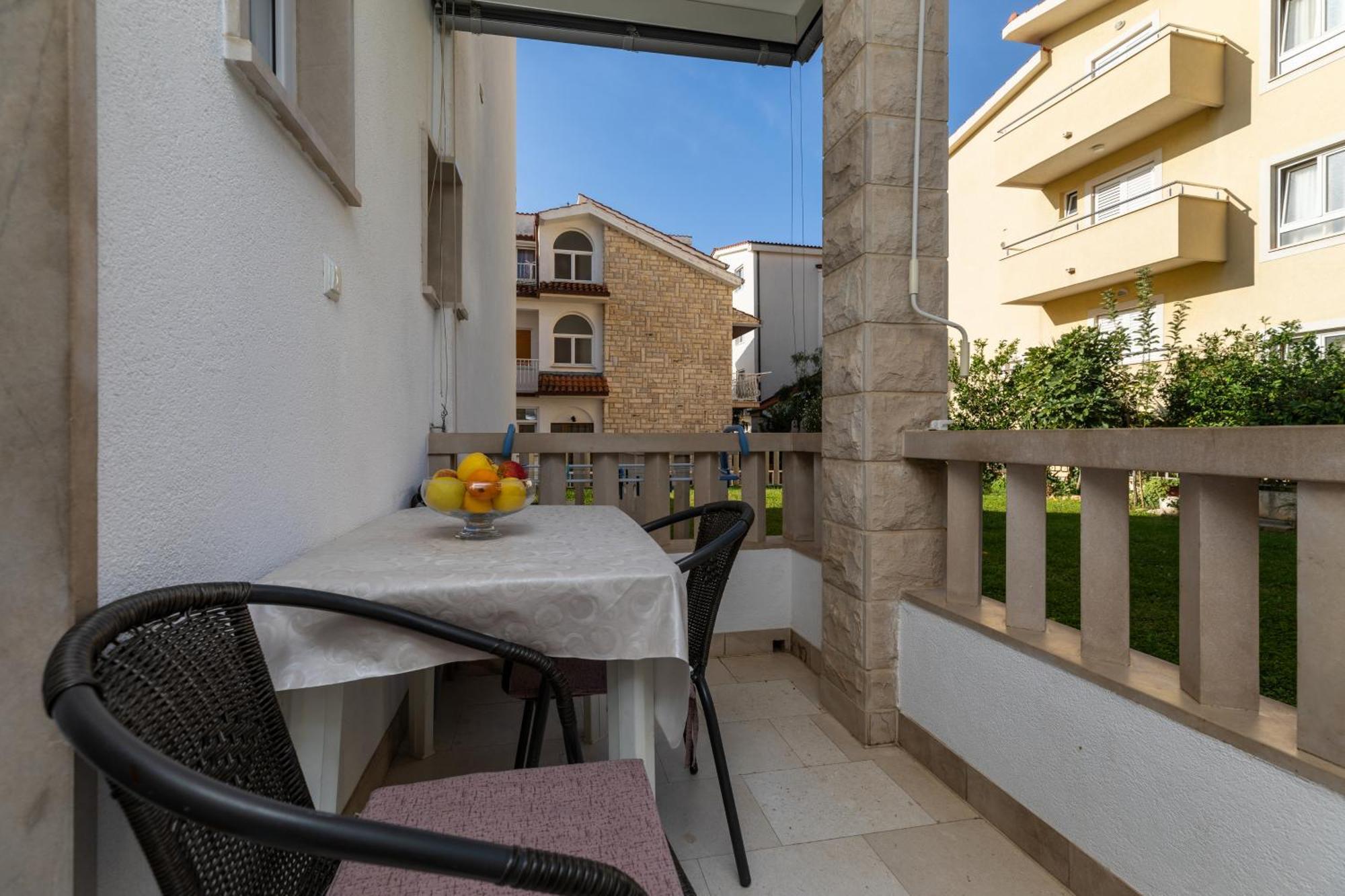 Apartment Duce 5973B Omiš Eksteriør bilde